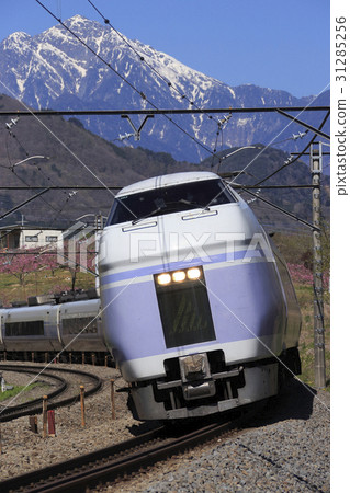 Kai Komagatake Back and Limited Express Super Azusa 31285256