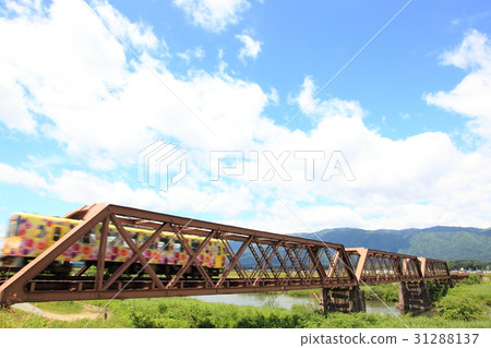 山形鐵路運行鐵橋 31288137