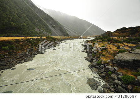 Landscape of Mount Cook track 31290587