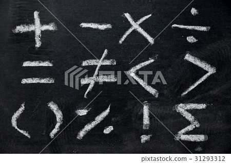Set of math symbol draw by white chalk Set of math symbol draw by white chalk 31293312