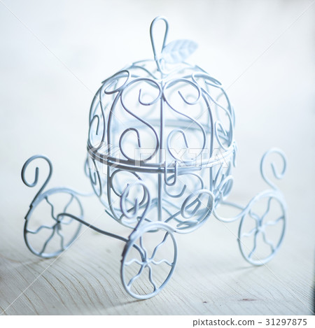 Mini vintage coach for Cinderella from a fairy Mini vintage coach for Cinderella from a fairy 31297875