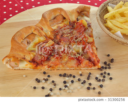 Delicious italian pizza served on white plate 31300256