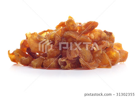 dry longan isolated on white background 31302355