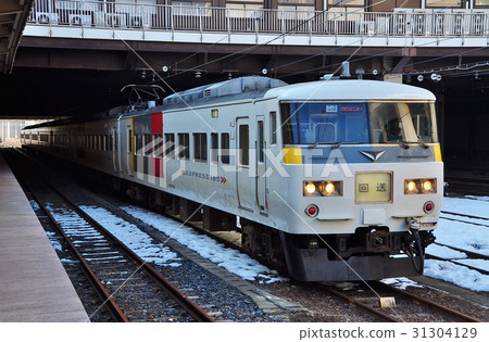 185 series train 31304129