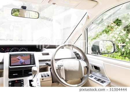 driving seat 31304444