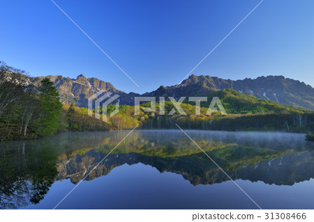 Togakushi and the mirror pond 31308466
