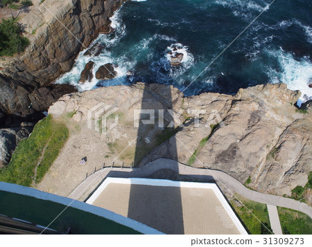 Shadow of Izumo Hinomiga Lighthouse Shadow of Izumo Hinomiga Lighthouse 31309273