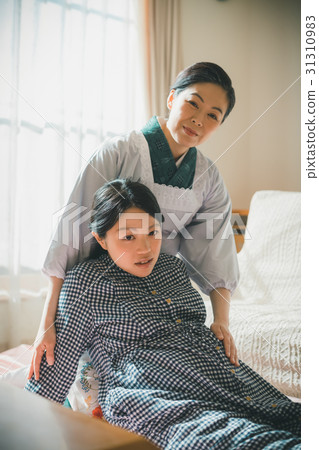 Childbearing, gravida, pregnant 31310983