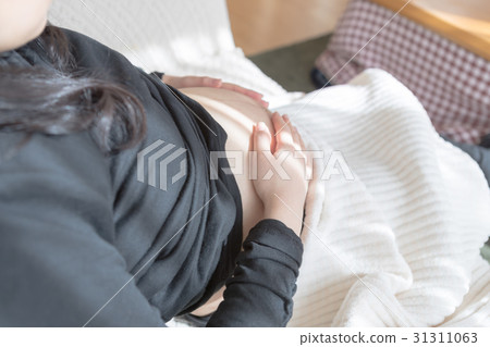 last month of pregnancy, pregnant, pregnant woman 31311063