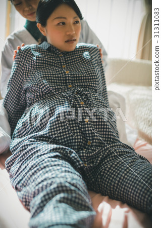Childbearing, senior, 50 31311083