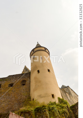 Part of the castle of Vianden 31312025