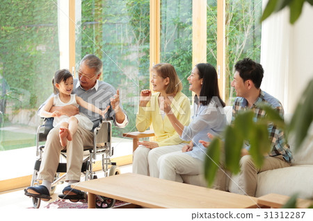 三代家庭護理形象 31312287