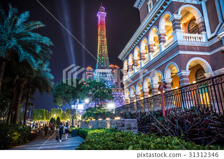 Parisian Macao 31312346
