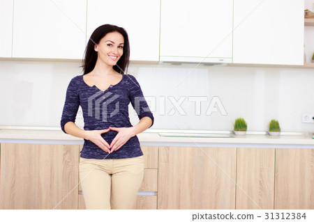 Portrait of elegant middle aged woman 31312384