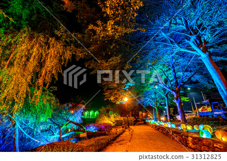 Taiwan Tainan Saltwater Moonlight Harbor Lantern Festival Asia Taiwan Tainan Lantern Festival Taiwan Tainan Saltwater Moonlight Harbor Lantern Festival Asia Taiwan Tainan Lantern Festival 31312825