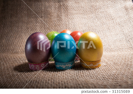 easter eggs isolated 31315089