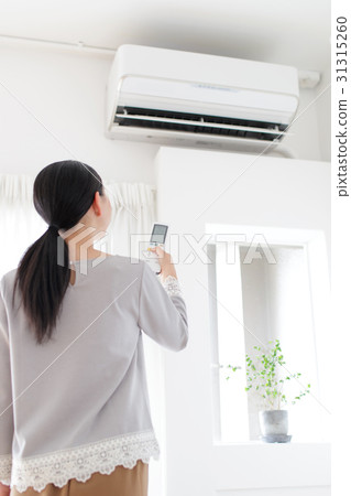 Air conditioner / l 31315260