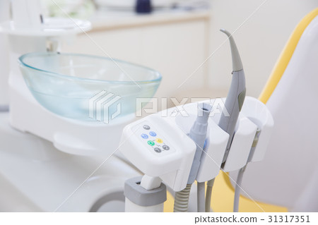 Dental clinic treatment image 31317351