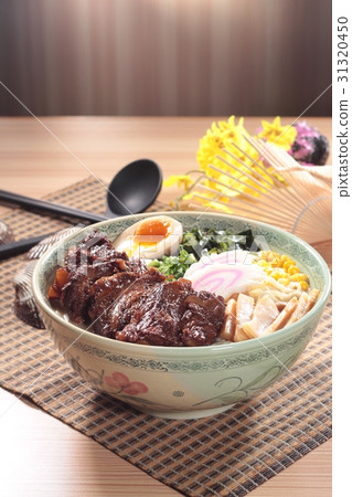 ramen  31320450