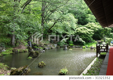 在吉祥寺的藍色龍瀑布 31321352