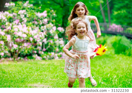 sisters run away from each other sisters run away from each other 31322230