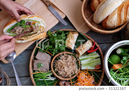 banh mi, Vietnamese bread 31322387