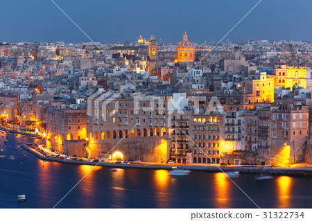 Aerial view of Senglea from Valletta, Malta Aerial view of Senglea from Valletta, Malta 31322734