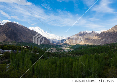 Hunza Kalimbaad Hunza Kalimbaad 31323940