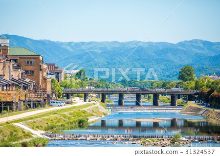 Kamogawa scenery of early summer 31324537