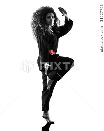 woman Kung Fu Pencak Silat isolated woman Kung Fu Pencak Silat isolated 31327798