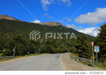 Road sign ruta route 40, Argentina Road sign ruta route 40, Argentina 31329215