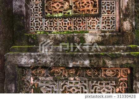 image of old mossy wall in day time for background image of old mossy wall in day time for background 31330428
