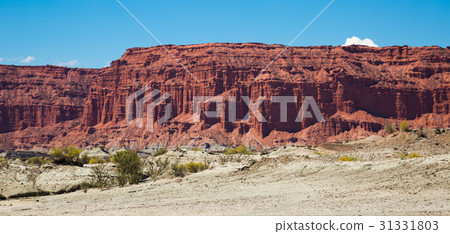 Mountains of red sandstone in Ischigualasto Park Mountains of red sandstone in Ischigualasto Park 31331803