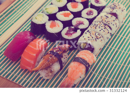 Sushi set in restaurant 31332124