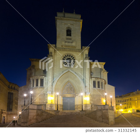 Albacete Cathedral in night Albacete Cathedral in night 31332145