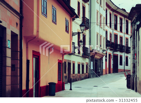 street at historical part of Oviedo 31332455