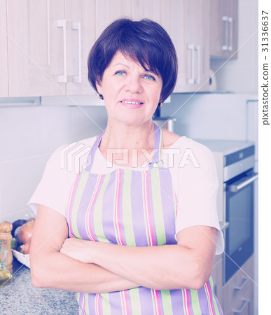 cheerful senior woman cheerful senior woman 31336637