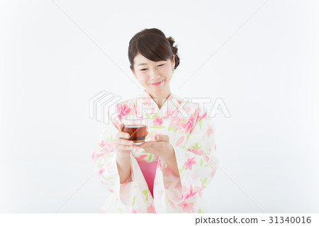 浴衣女人（大麥茶） 31340016