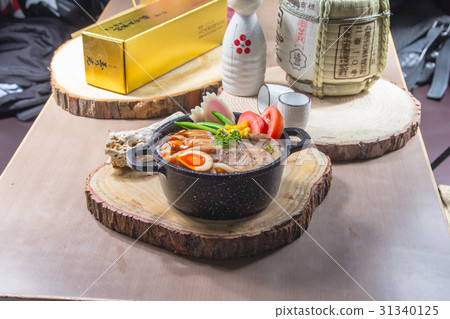 ramen 31340125
