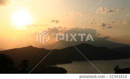 Sunset and sunset in Hakone and Lake Ashi 31343818