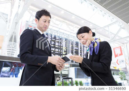 地勤人員為客戶服務（機場形象） 31346690