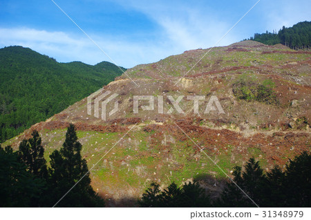 A beautiful bald mountain is a craftsman work A beautiful bald mountain is a craftsman work 31348979