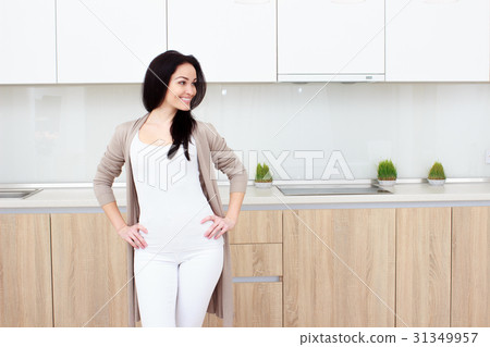 Portrait of elegant middle aged woman Portrait of elegant middle aged woman 31349957
