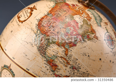 The globe (North America center) The globe (North America center) 31350486