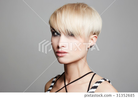 beautiful woman with fashion short haircut 31352685