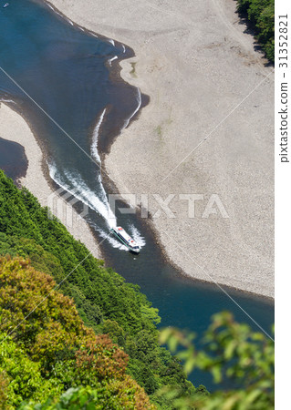 運行在北山河的噴水船 31352821