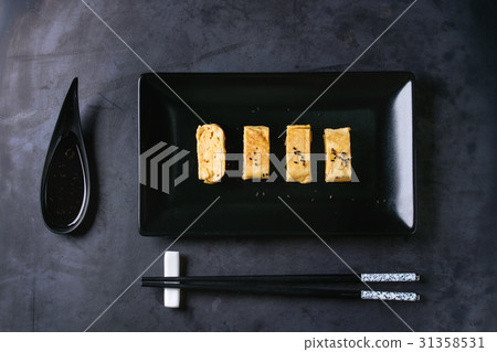 Japanese Rolled Omelette Tamagoyaki 31358531