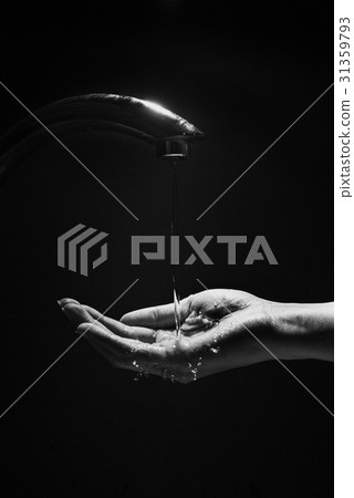 水源 水源 31359793