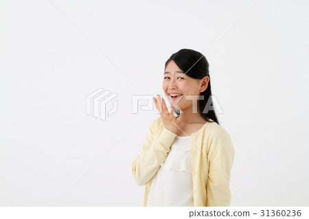 愛笑的女人 愛笑的女人 31360236