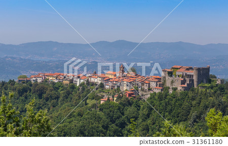 Fosdinovo village in Italy Tuscany panorama 31361180